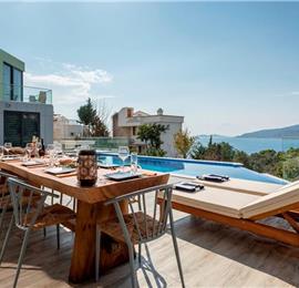 4 Bedroom Villa with Infinity Pool in Kalkan, Sleeps 8